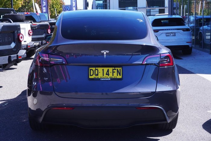 2023 Tesla Model Y Rear-Wheel Drive