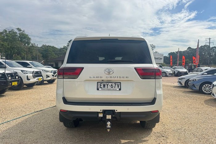 2022 Toyota Landcruiser VX