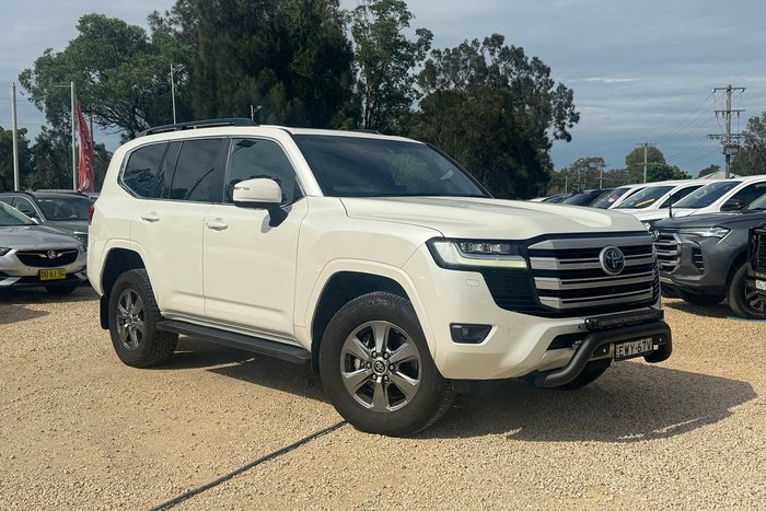 2022 Toyota Landcruiser VX