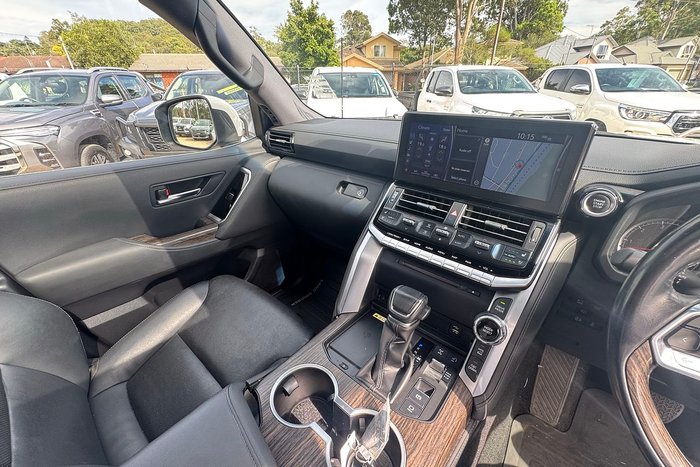 2022 Toyota Landcruiser VX