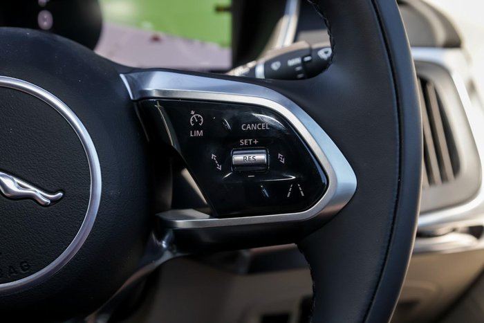 2022 Jaguar I-PACE EV400 HSE