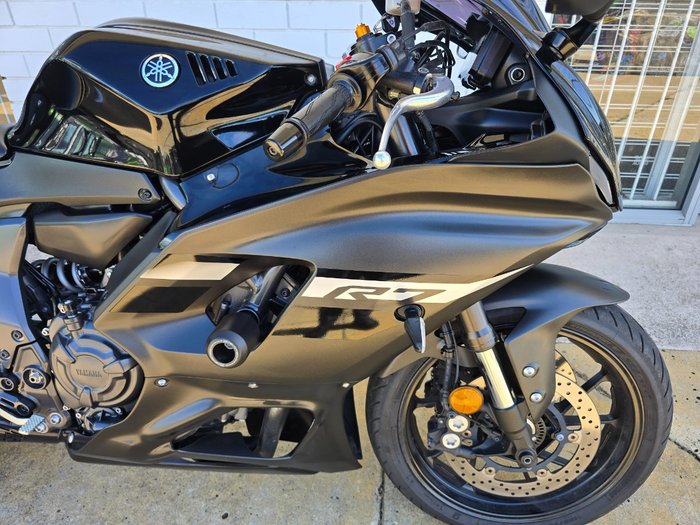 2024 YAMAHA YZF-R7LA Black
