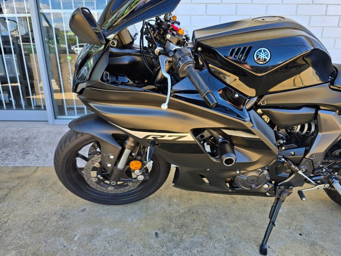 2024 YAMAHA YZF-R7LA Black