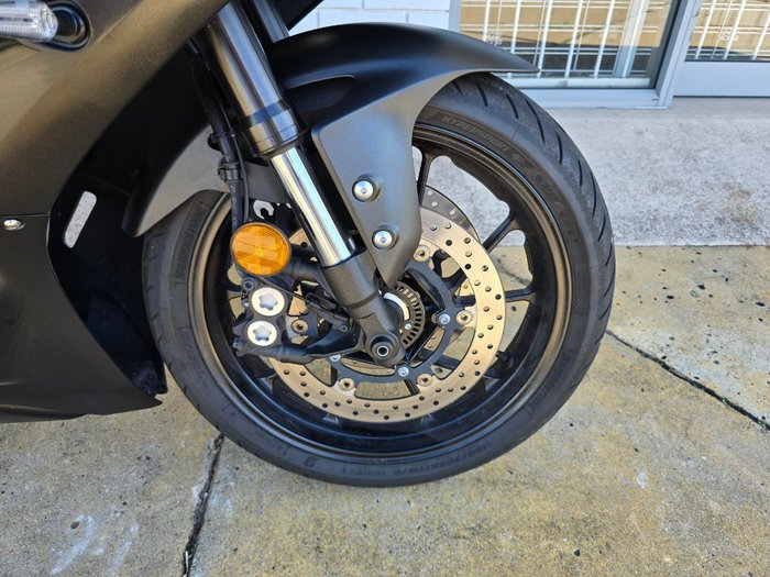 2024 YAMAHA YZF-R7LA Black