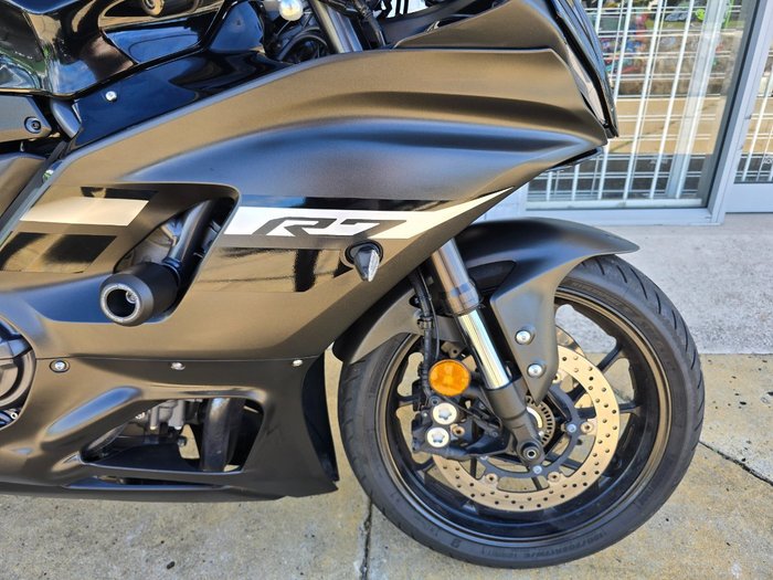 2024 YAMAHA YZF-R7LA Black