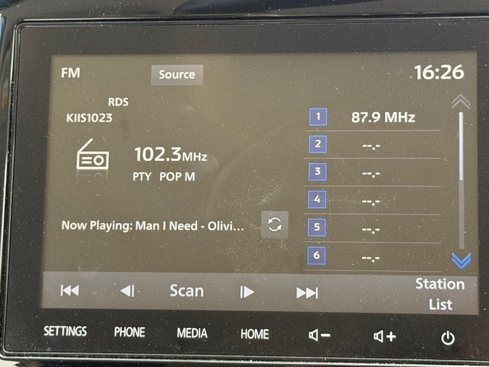 2022 Mitsubishi Pajero Sport GLX