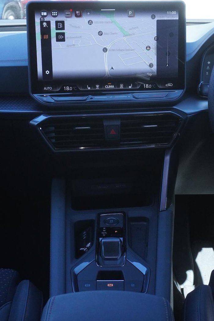 2025 CUPRA Leon VZx