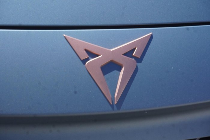 2025 CUPRA Leon VZx