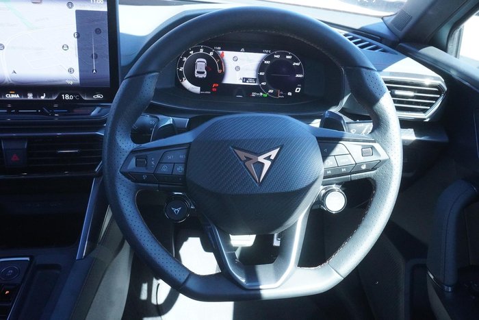 2025 CUPRA Leon VZx
