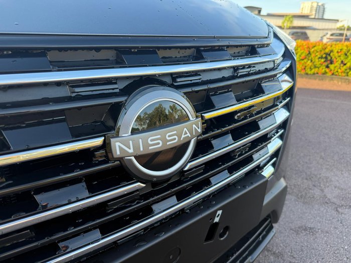 2025 Nissan X-TRAIL ST