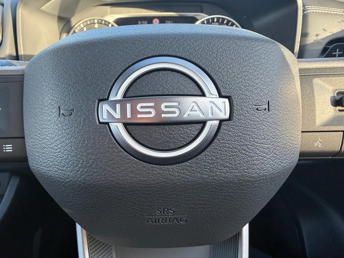 2025 Nissan X-TRAIL ST