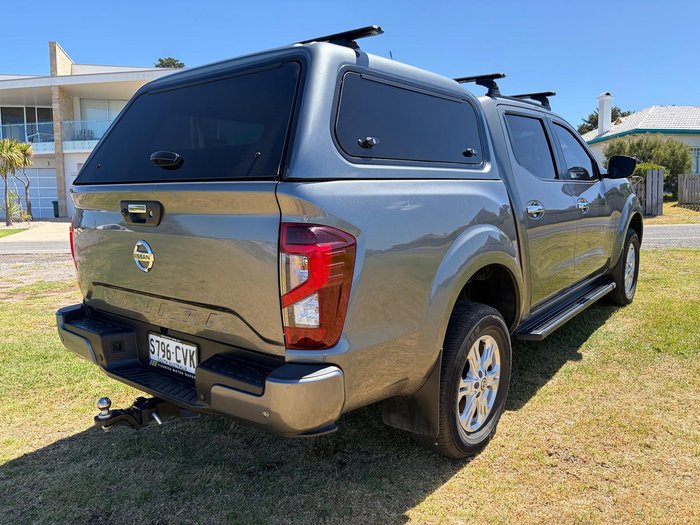 2023 Nissan Navara ST
