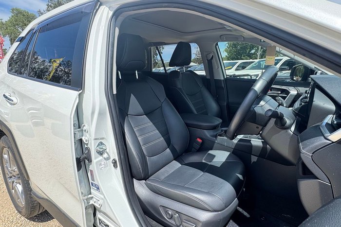 2020 Toyota RAV4 Cruiser