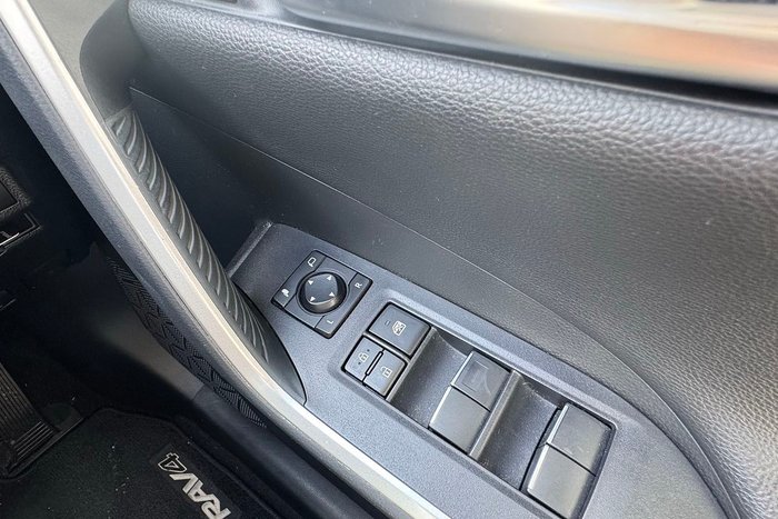 2020 Toyota RAV4 Cruiser