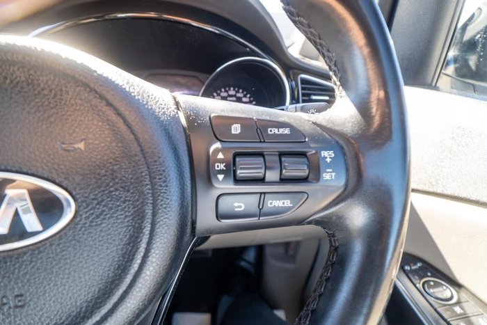 2018 Kia Carnival SLi