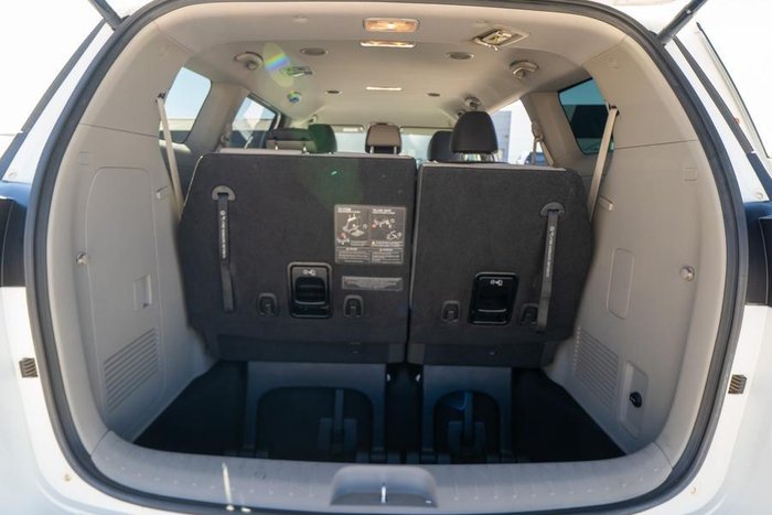 2018 Kia Carnival SLi