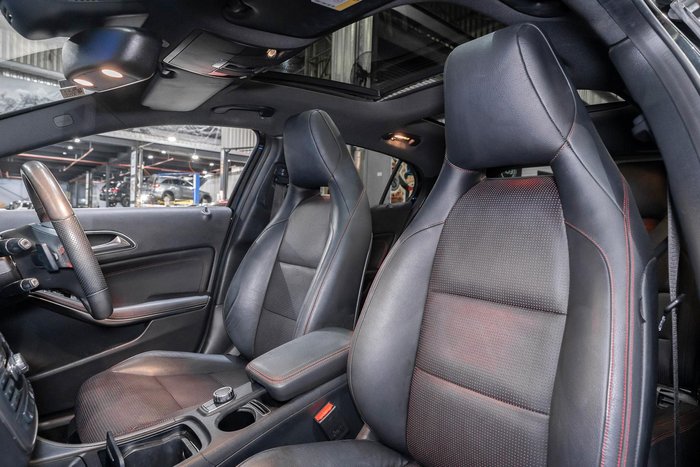 2015 Mercedes-Benz GLA-Class GLA200 CDI X156 Cosmos Black