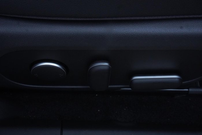 2023 Hyundai IONIQ 5 Essential