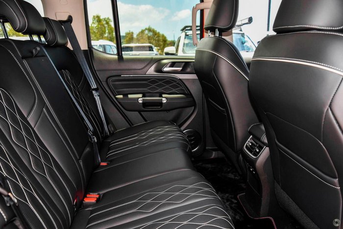 2025 GWM Tank 300 Lux