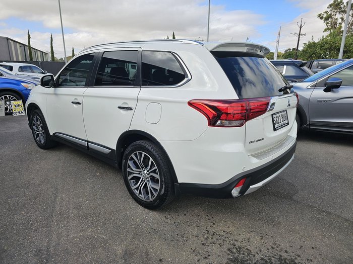 2018 Mitsubishi Outlander Exceed