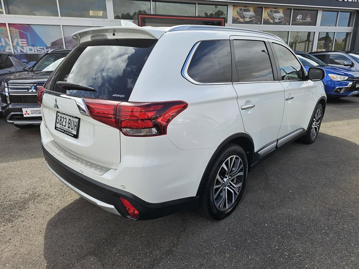 2018 Mitsubishi Outlander Exceed