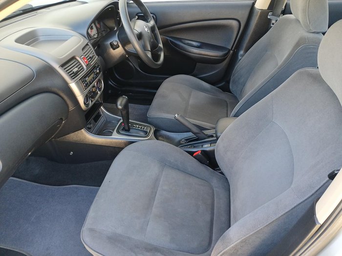 2005 Nissan Pulsar ST N16 MY04 Platinum