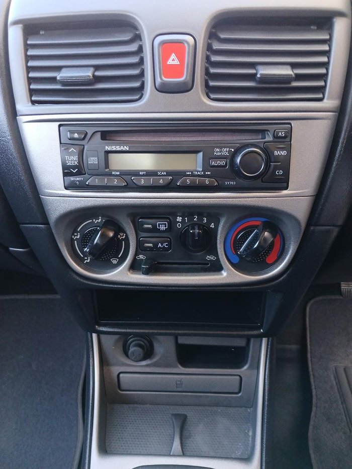 2005 Nissan Pulsar ST N16 MY04 Platinum