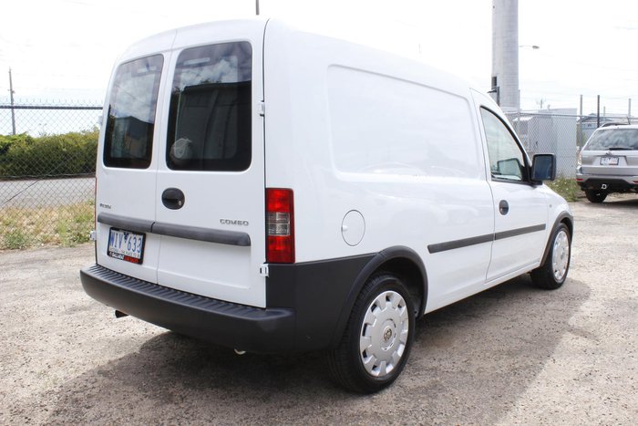 2008 Holden Combo XC MY07.5 Casablanca White