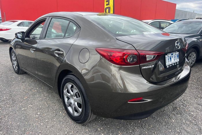 2013 Mazda 3 Neo