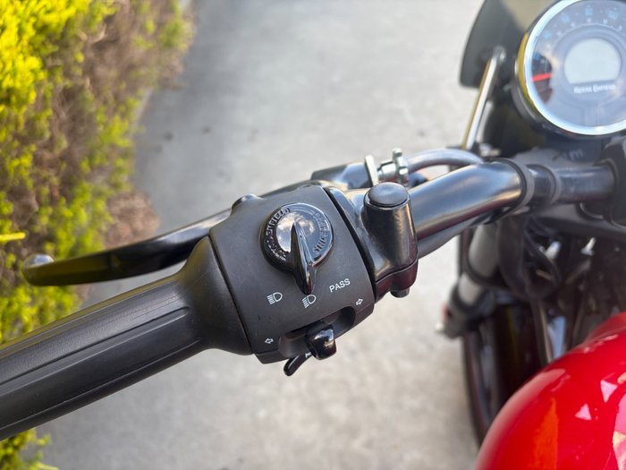 2022 Royal Enfield METEOR 350 FIREBALL Red