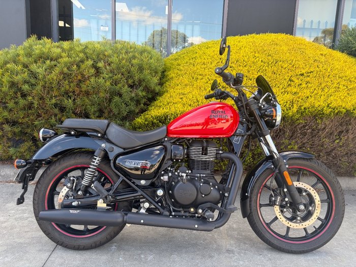 2022 Royal Enfield METEOR 350 FIREBALL Red