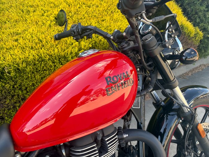2022 Royal Enfield METEOR 350 FIREBALL Red