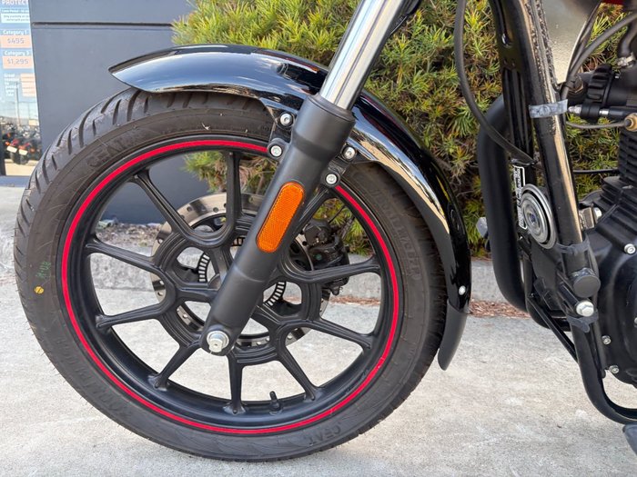 2022 Royal Enfield METEOR 350 FIREBALL Red