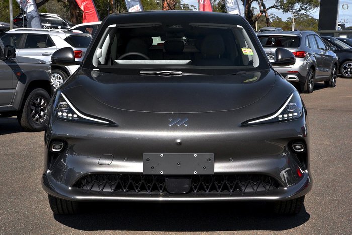 2025 MG IM6 Platinum