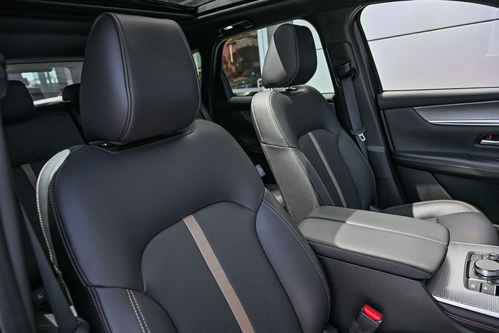 2025 Mazda CX-60 G40e Azami