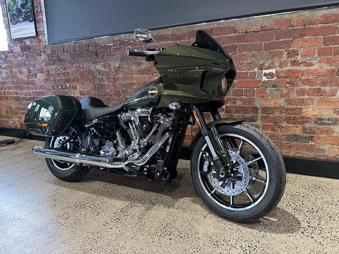 Harley-Davidson Low Rider ST 117 (FXLRST) Softail