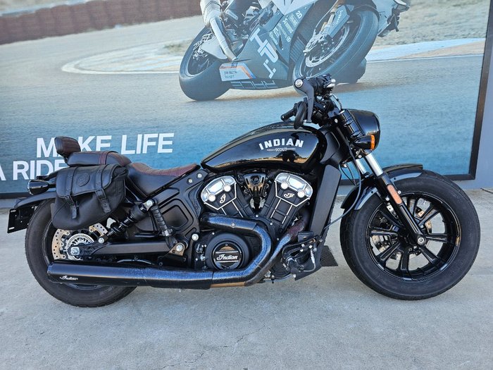 2022 INDIAN SCOUT BOBBER Black