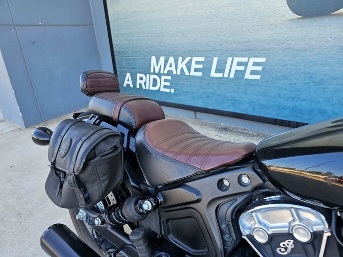 2022 INDIAN SCOUT BOBBER Black