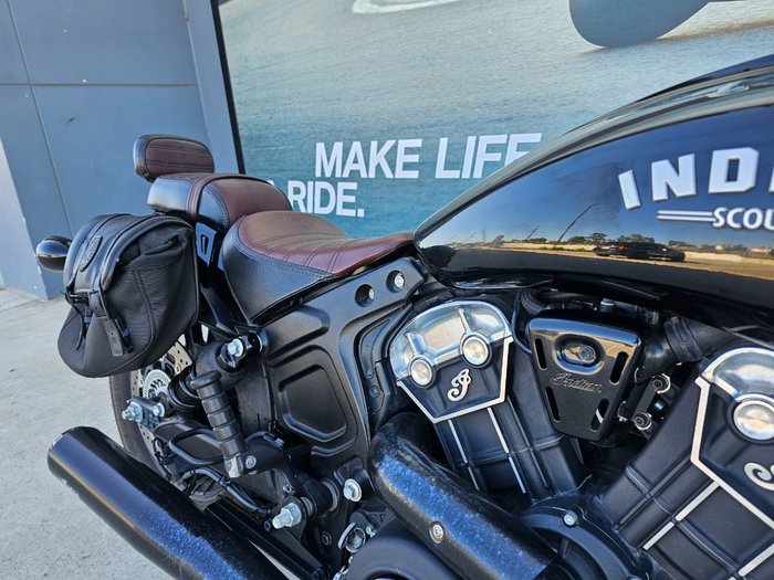 2022 INDIAN SCOUT BOBBER Black