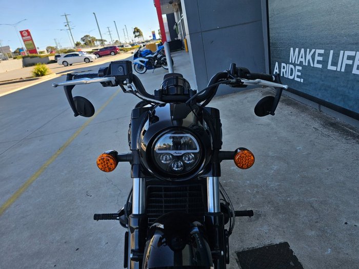 2022 INDIAN SCOUT BOBBER Black