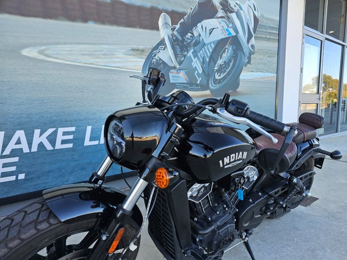 2022 INDIAN SCOUT BOBBER Black