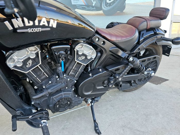 2022 INDIAN SCOUT BOBBER Black