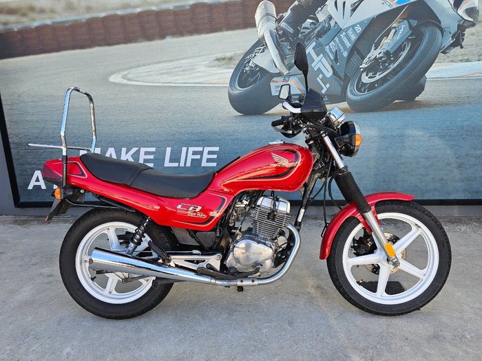 1997 Honda CB250 Red