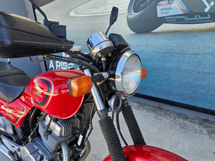 1997 Honda CB250 Red