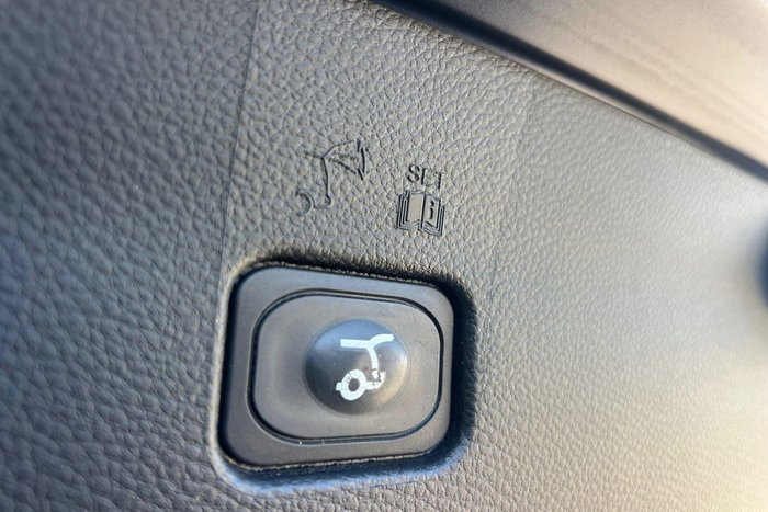 2022 Ford Everest Sport