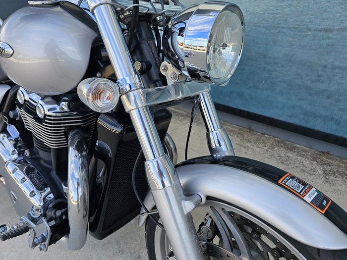 2009 Triumph THUNDERBIRD Black