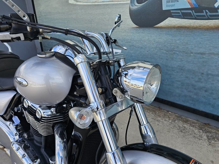 2009 Triumph THUNDERBIRD Black