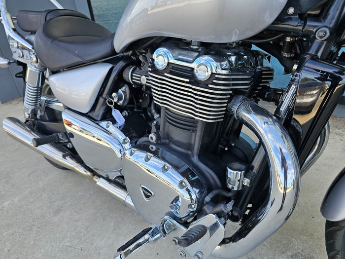 2009 Triumph THUNDERBIRD Black