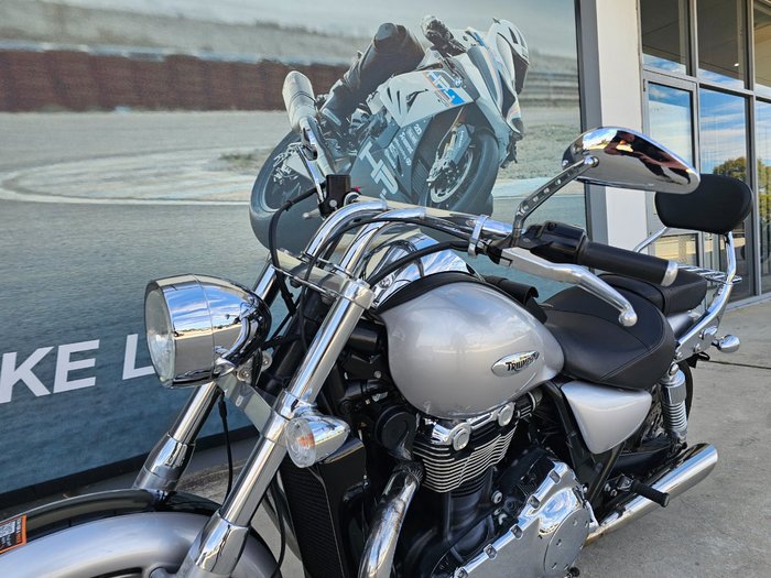 2009 Triumph THUNDERBIRD Black