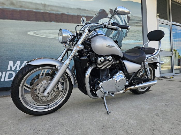 2009 Triumph THUNDERBIRD Black